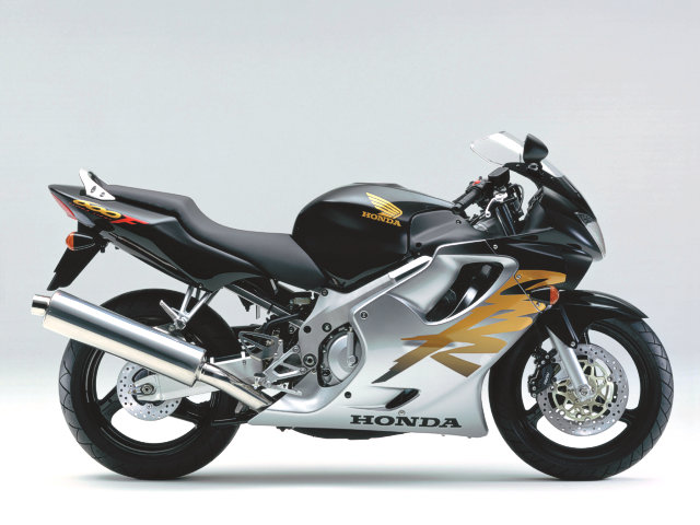 honda_cbr600f_39346000.jpg.2407f43b949aa31948188afb38560206.jpg